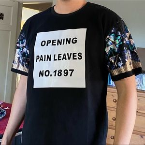 ⚫️ Unisex Sequinned Sleeves Black T Shirt 👕